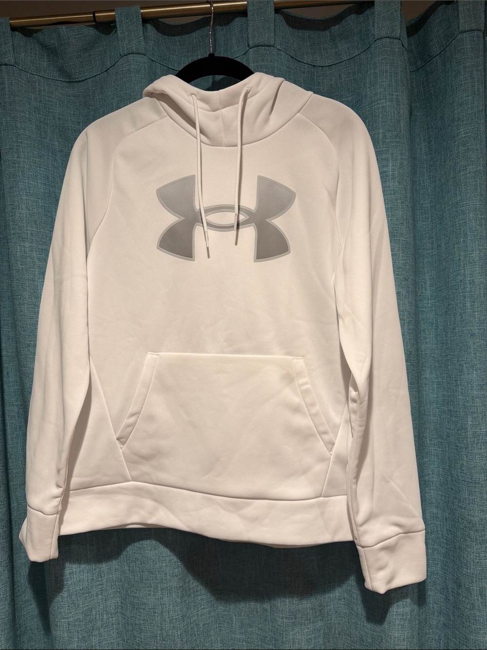 Under Armour White Women's Pullover Hoodie with Gray Logo